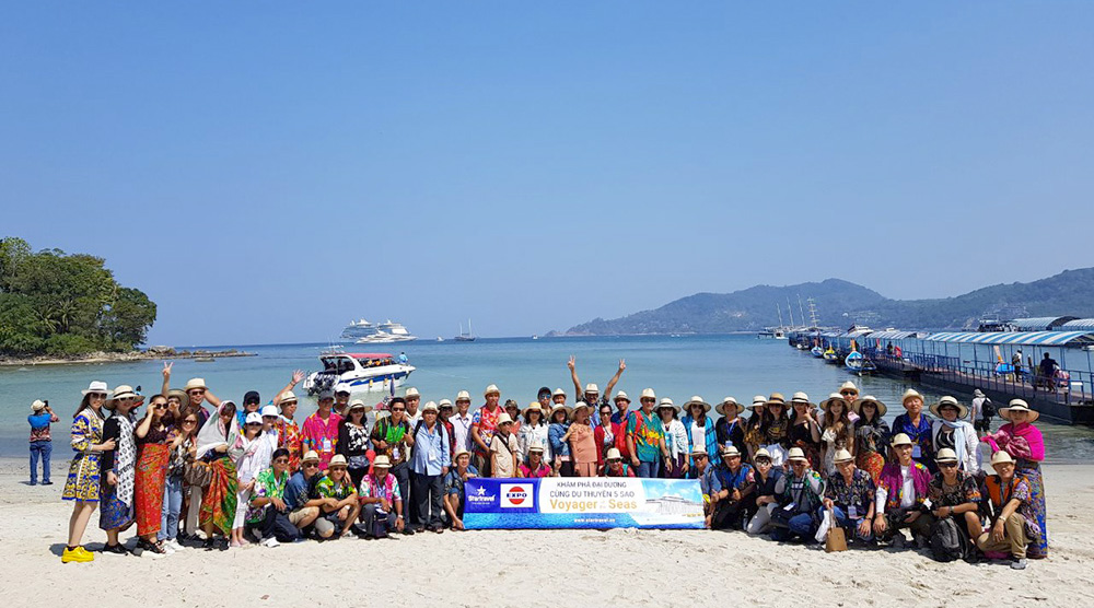 Đoàn khách tham quan Singapore - Malaysia - Thái Lan ngày 14/03/2019