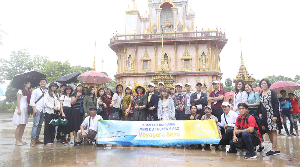 Đoàn khách PHL tham quan Singapore - Malaysia - Thái Lan ngày 06/05/2019