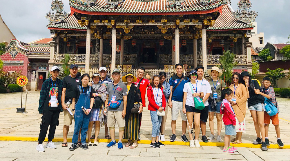 Đoàn khách tham quan Singapore - Malaysia ngày 21/06/2019