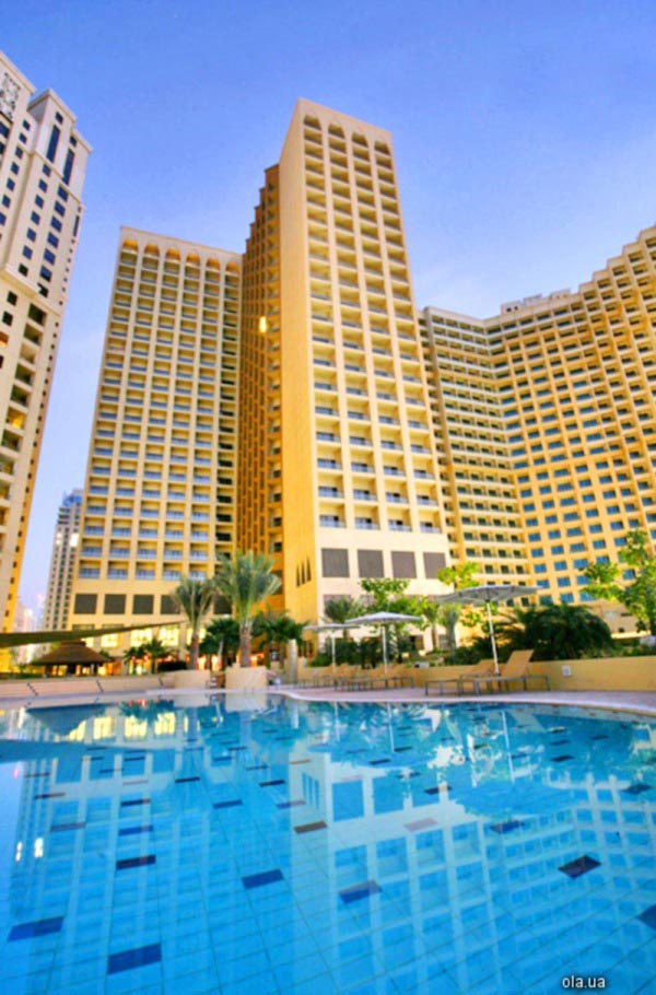 Amwaj Rotana Jumeirah Beach  01.jpg