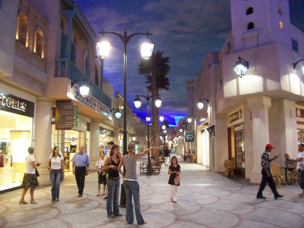 Ibn Battuta Mall.jpg