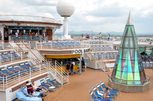 Thưởng ngoạn cùng Siêu Du thuyền Voyager Of The Seas