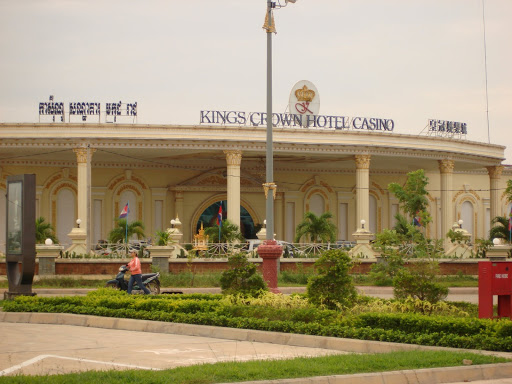 Ngày 07:  Phnom Pênh - Hoàng Cung - Chùa Vàng - Chùa Bạc - TP.HCM