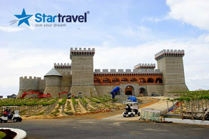 Ngày 02: PHAN THIẾT – LÂU ĐÀI RƯỢU VANG - TP.HCM (Ăn sáng, trưa)