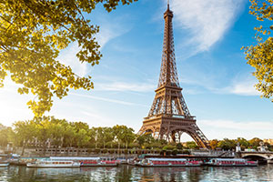 Ngày 11: Paris, Pháp