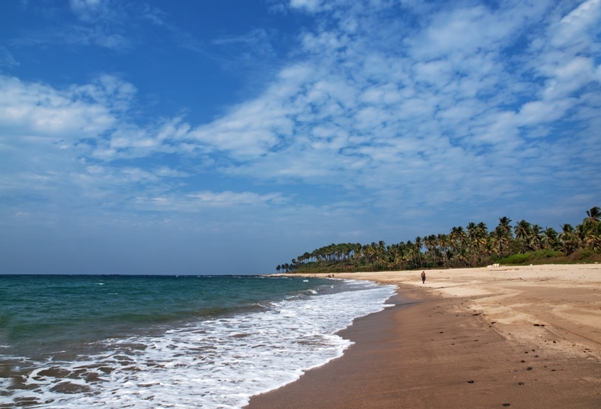 Ngwe Saung 03.jpg