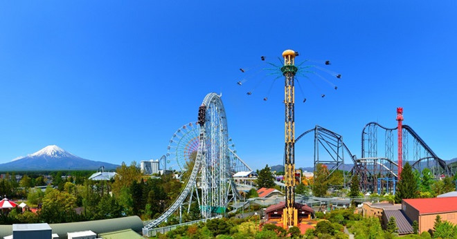 thot-tim-voi-nhung-tro-choi-tai-cong-vien-fuji-q-highland