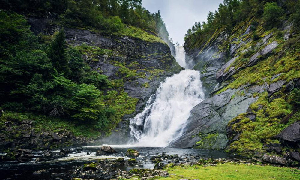 Norway_Waterfall