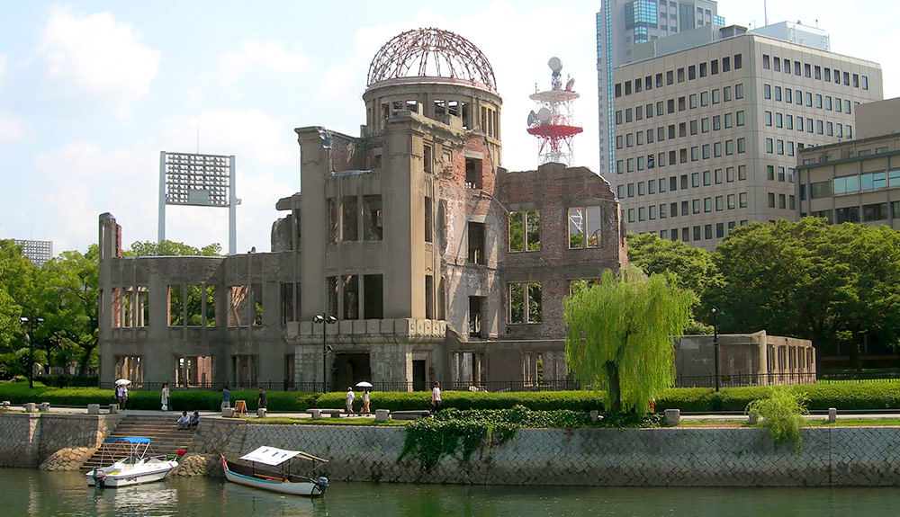 du thuyền biển đài tượng niệm hiroshima