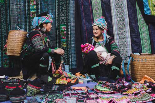 Mùa đông Sapa lơ lửng trong sương mù