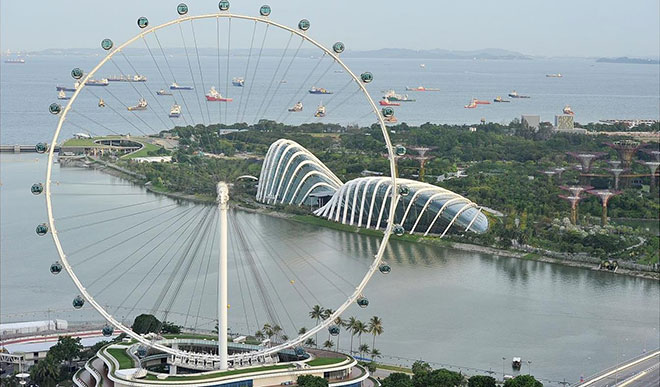 tour du thuyền 5 sao Singapore flyer