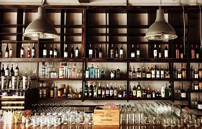 Khám phá cuộc sống về đêm như người bản xứ 