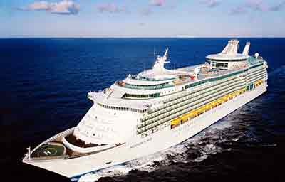 Tìm hiểu về du thuyền biển 5 sao