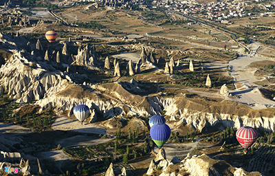 Kỳ quan thiên nhiên Cappadocia nhìn từ khinh khí cầu