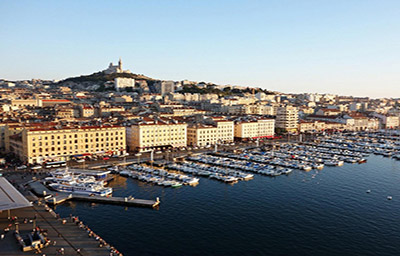 Giấc mơ biển xanh Marseille