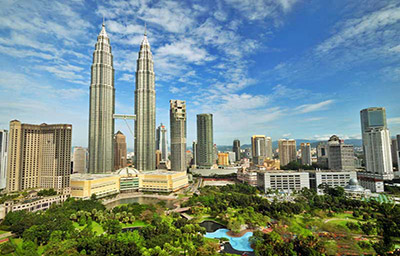 Thăm toà Tháp đôi cao nhất thế giới - Petronas Twin Towers ở Malaysia