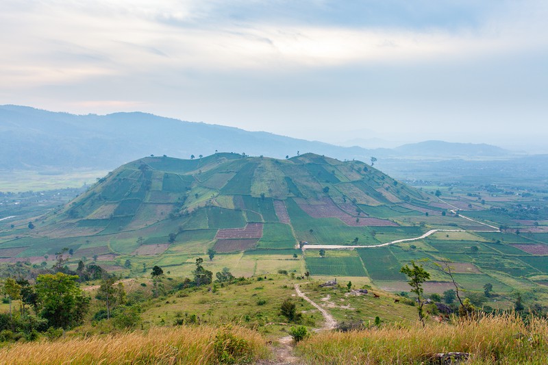 nui-lua-chu-dang-yah