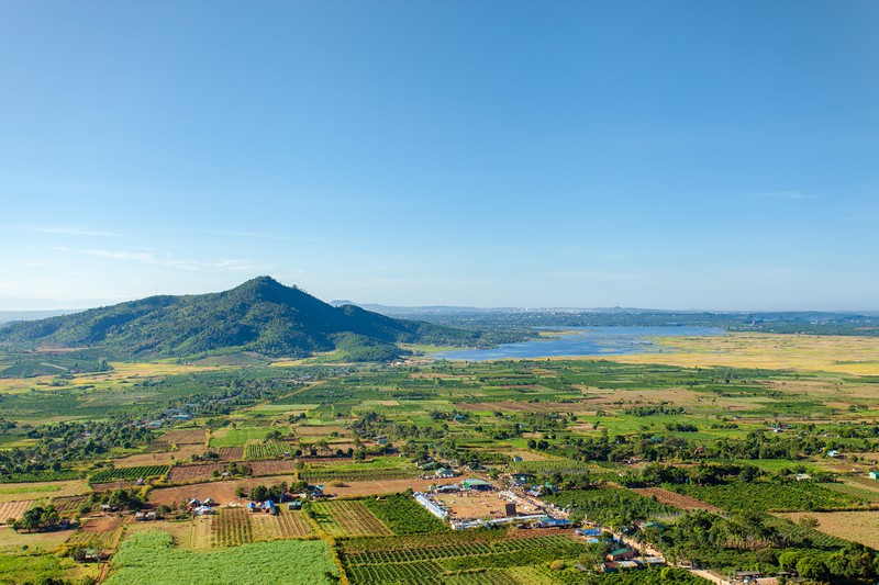 nui-lua-chu-dang-yah